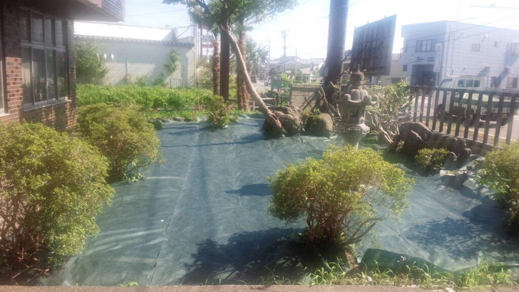 長岡市・防草シート張工事